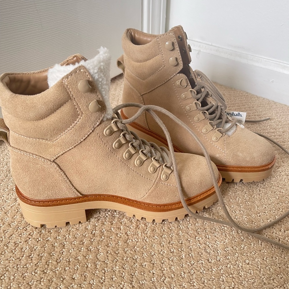 NWT Marc Fisher Boots Size 5.5. Leather/ Faux Fur Upper